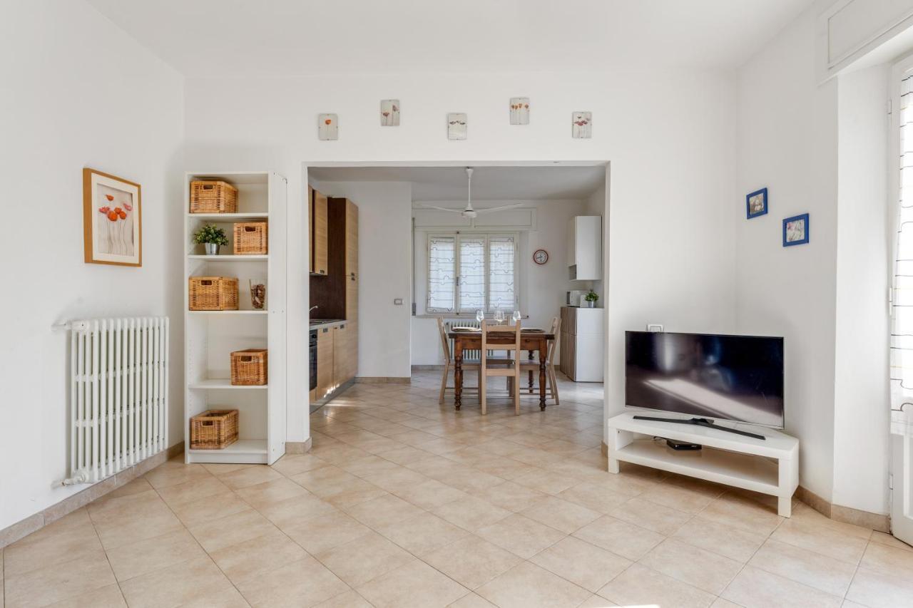 圣温琴佐Casa Fiora, A 50 M Dal Mare公寓 外观 照片